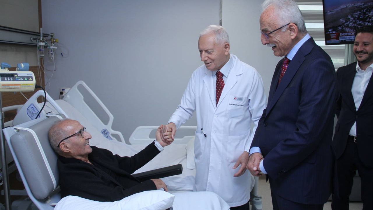 CHP eski Genel Başkanı Hikmet Çetin taburcu edildi