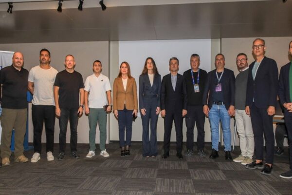 Çeşme’de bisiklet rüzgarı esecek! Çeşme’de bisiklet rüzgarı esecek!