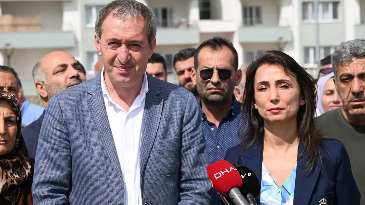 DEM Parti, Demirtaş ve Yüksekdağ ile görüşecek!