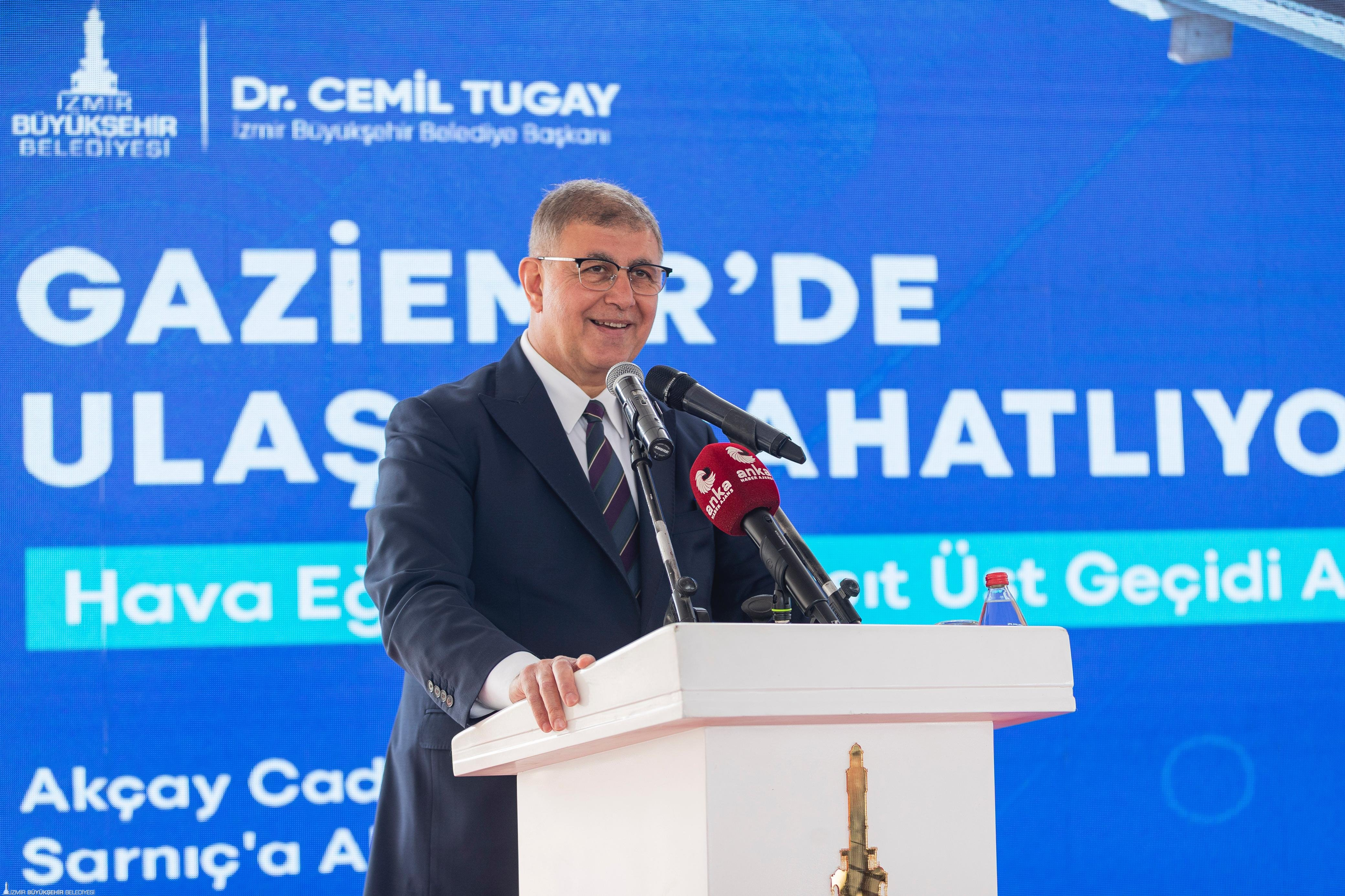 Cemil Tugay: İzmir pislik içinde diyorlar