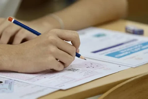 ÖSYM hafta sonu 3 sınav birden yapacak!