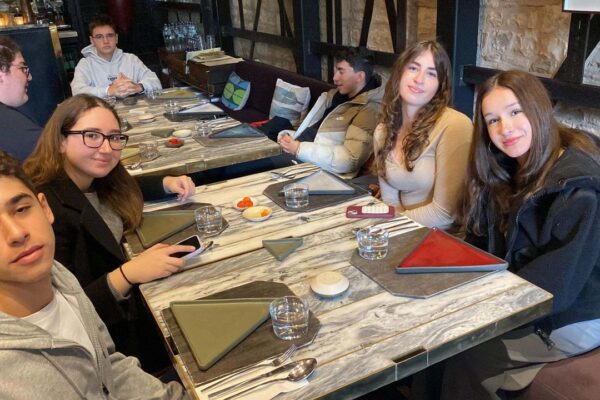 Liseliler, gıda krizine karşı yenilebilir otları t...