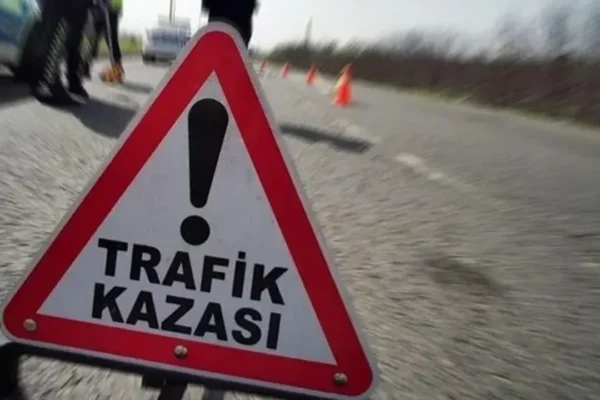 Otomobil ile kamyon çarpıştı: 1 ölü! Otomobil ile kamyon çarpıştı: 1 ölü!