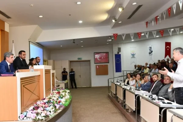 Çiğli’de gündem Çamlıkent Yapı Kooperatifi… “Siyas...