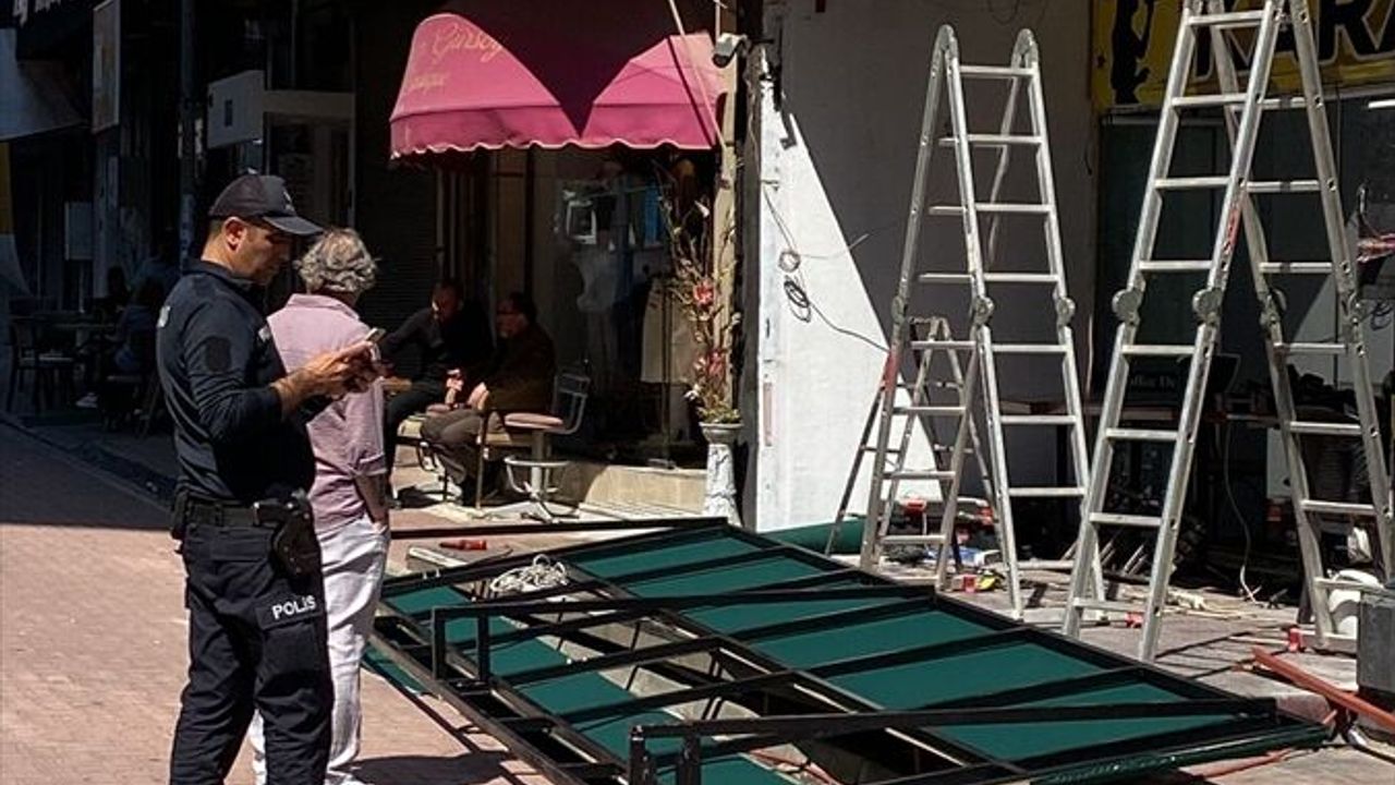 Tabela asarken üzerine demir profil düşen işçi yaralandı!