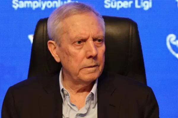 Aziz Yıldırım’dan UEFA, transfer, borç ve li... Aziz Yıldırım’dan UEFA, transfer, borç ve li...