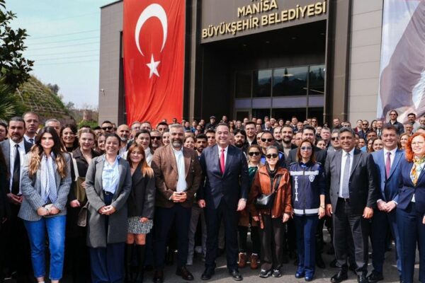 Başkan Besim Dutlulu’dan Kurban Bayramı mesajı Başkan Besim Dutlulu’dan Kurban Bayramı mesajı