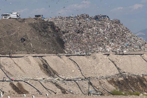 Bergama’nın vahşi depolaması meclis gündeminde!