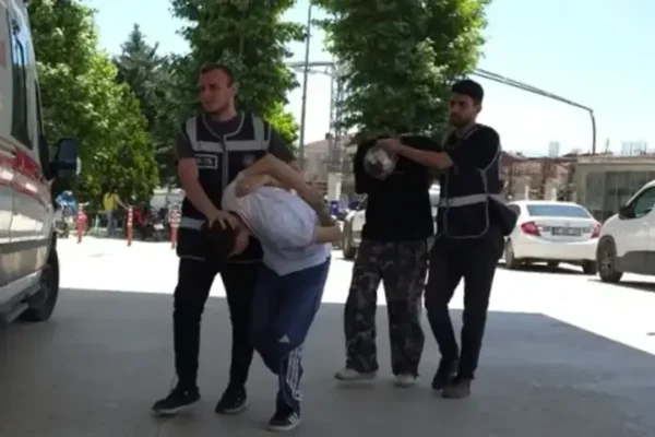 Çocuk parkında 10 kişinin yaraladığı pompalı tüfek... Çocuk parkında 10 kişinin yaraladığı pompalı tüfek...