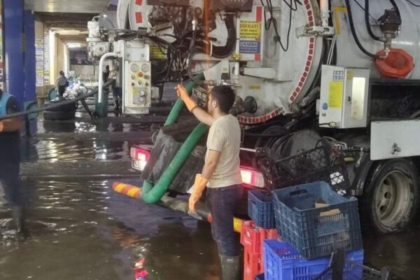 Manisa’da sel mağdurlarına destek