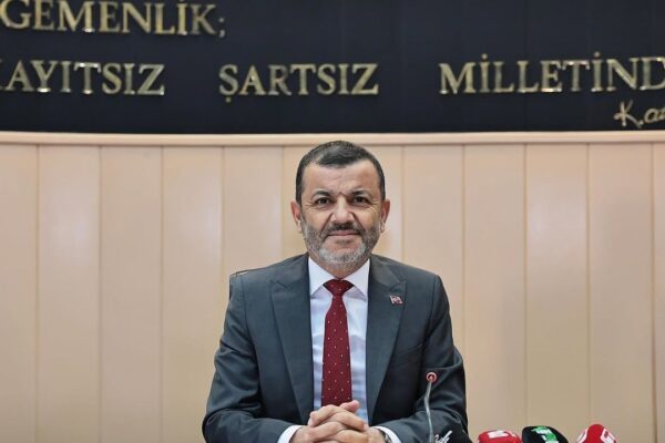 Denizli’de il başkanı ataması tansiyonu yüks...