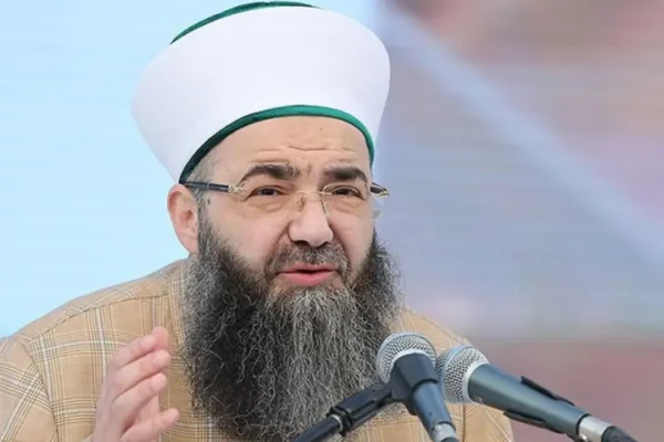 ‘Cübbeli Ahmet’ acil ameliyata alındı ‘Cübbeli Ahmet’ acil ameliyata alındı