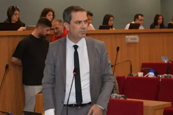 MHP’de flaş istifa!